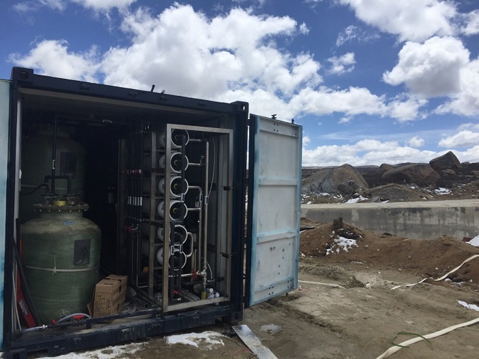 高海拔宇宙线观测站2吨超纯水制备系统顺利通过验收